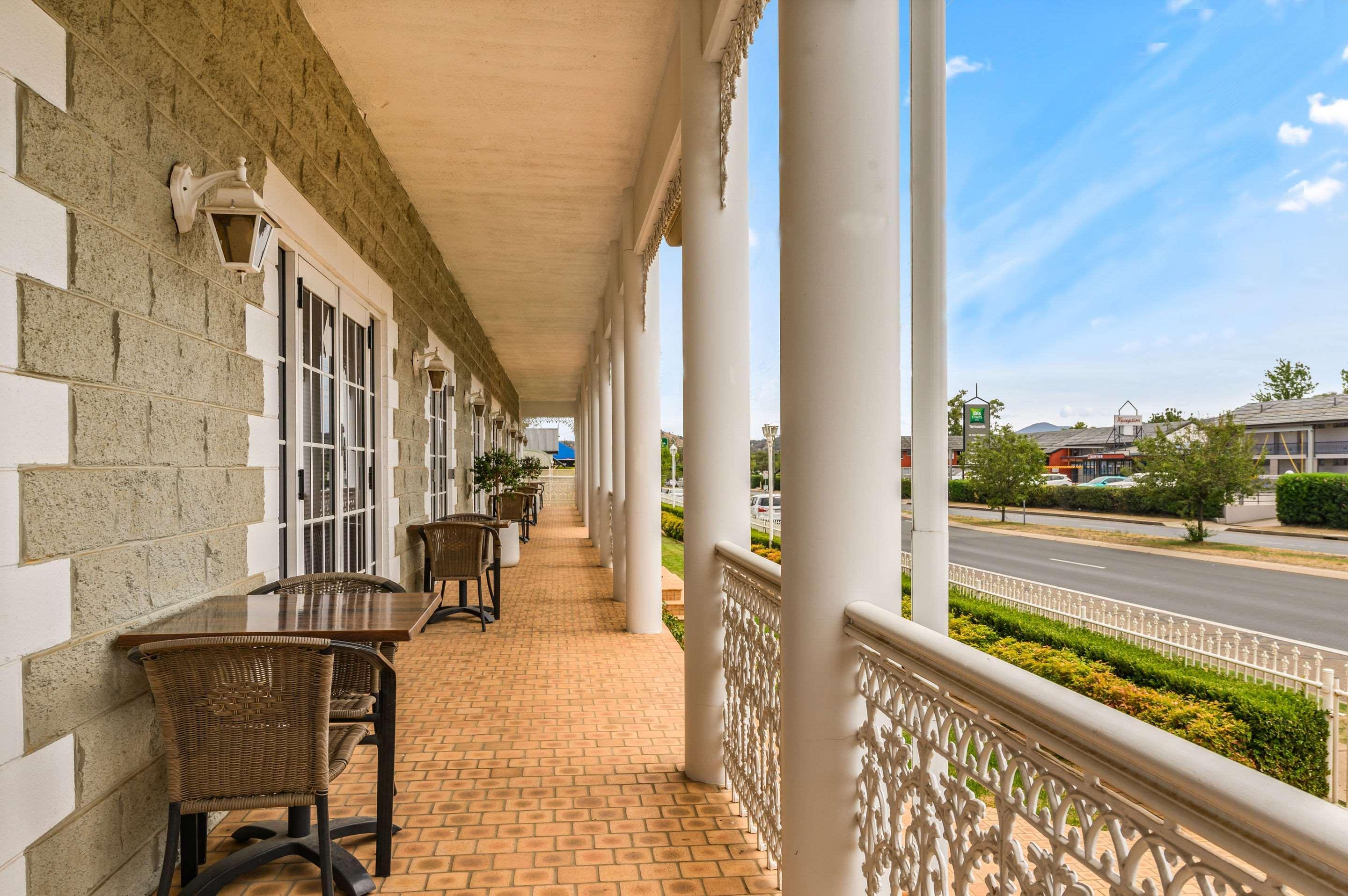 Quality Inn Ashby House Тамуорт Экстерьер фото