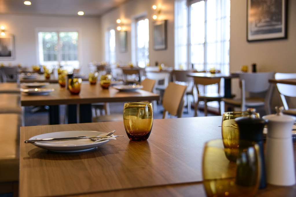 Quality Inn Ashby House Тамуорт Ресторан фото